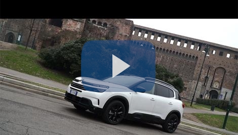Citroen C5 Aircross Hybrid: in città zero emissioni Citroen C5 Aircross Hybrid: in città zero emissioni