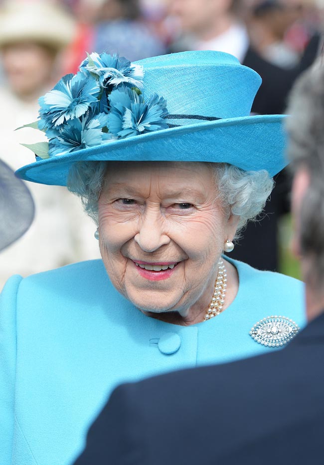 Harry e Meghan, panico Buckingham Palace: “Fanno riunioni su riunioni”. RUMORS