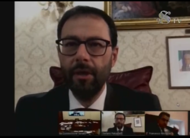 Caporalato, reati agroalimentari e…le priorità di Patuanelli per l’agricoltura