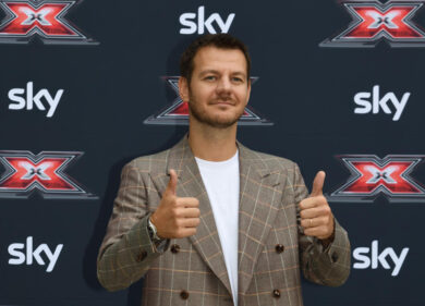 Alessandro Cattelan piglia tutto: per lui Sanremo 2022 e una serie TV Netflix