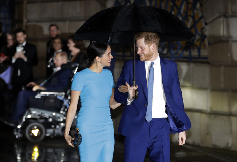 Harry e Meghan, boom di ascolti tv anche in Italia per l’intervista di Oprah Harry e Meghan, boom di ascolti tv anche in Italia per l’intervista di Oprah