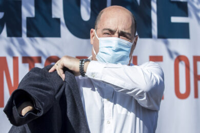 Sondaggio, Pd giù dopo dimissioni Zingaretti. Colpo di scena M5S (e Meloni)