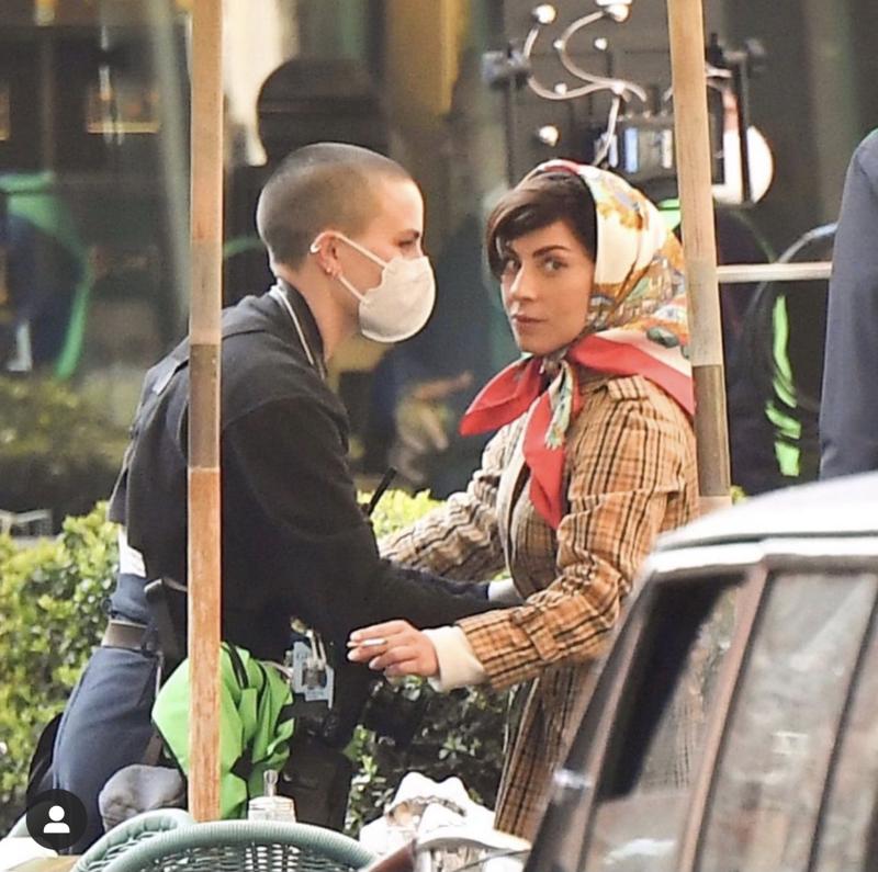 Lady Gaga, foto dal set di ‘Gucci’. I primi ciak tra Milano e Gressoney