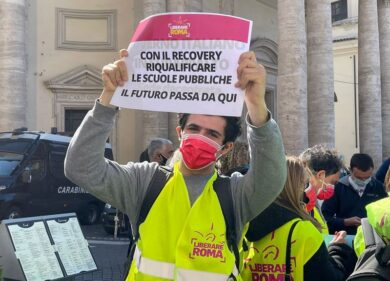 McKinsey? “E’ governo in subappalto. La società lavori gratis anche per Roma”