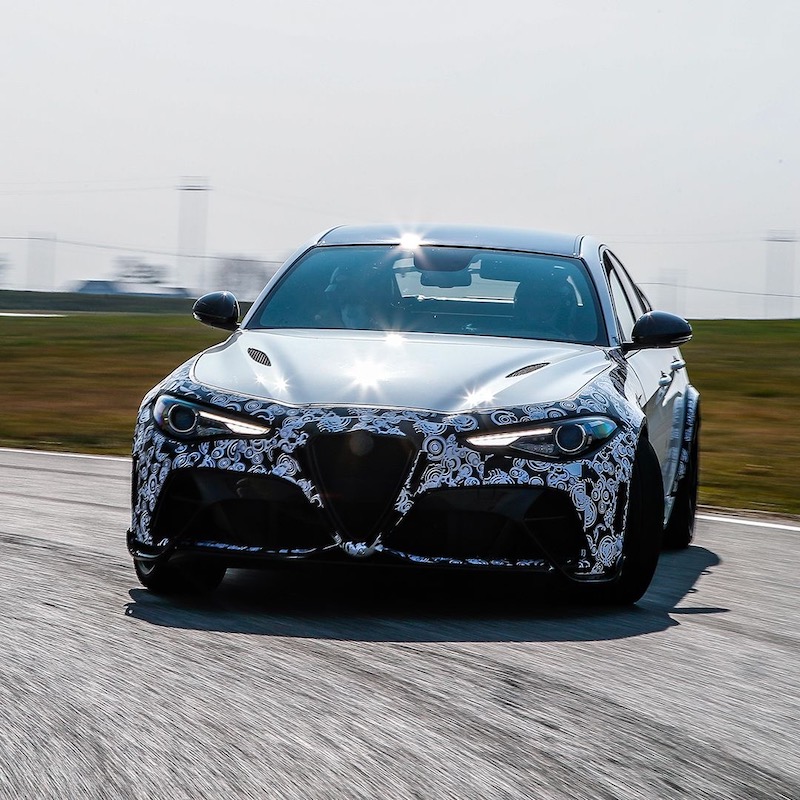 L’AD di Alfa Romeo Imparato testa la nuova Giulia GTAm L’AD di Alfa Romeo Imparato testa la nuova Giulia GTAm