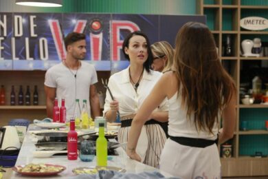 Sceneggiatore morto, i sospetti dei vip del Gf: “Istigazione al suicidio”