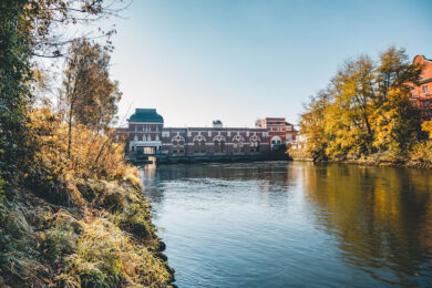 BMW produce auto elettriche con elettricità locale green