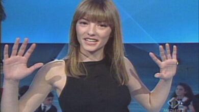 Ilaria Galassi (ex Non è la Rai) sogna l’Isola. E fa un appello alla Blasi