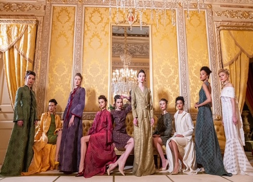Moda, Maison Celestino presenta la collezione intitolata a Madame Bovary. FOTO Moda, Maison Celestino presenta la collezione intitolata a Madame Bovary. FOTO