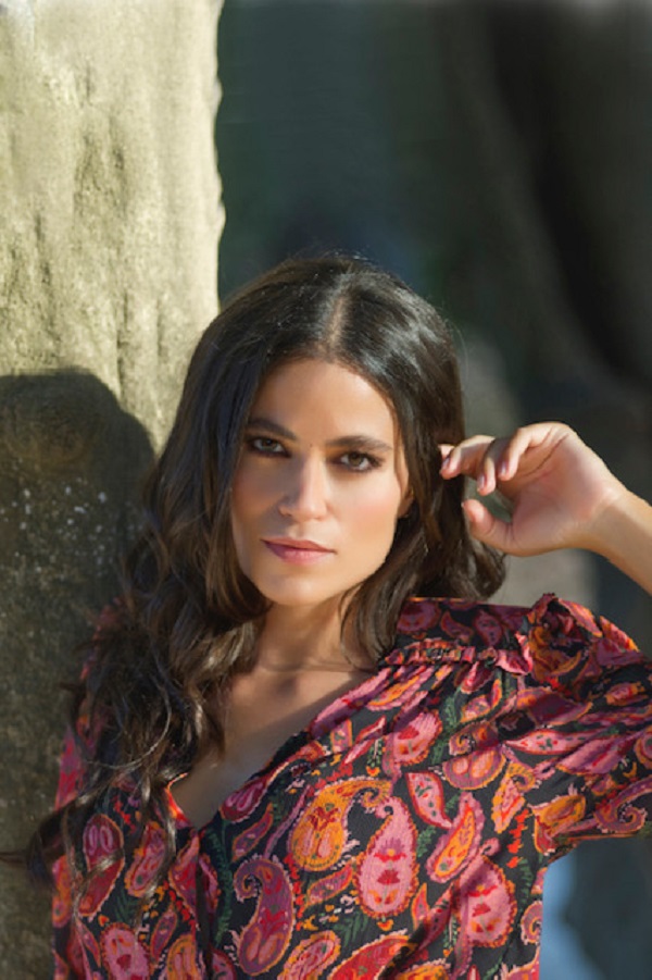 Veronica Gentili: “Sono affascinata dalle donne e mi lusinga piacere a loro” Veronica Gentili: “Sono affascinata dalle donne e mi lusinga piacere a loro”