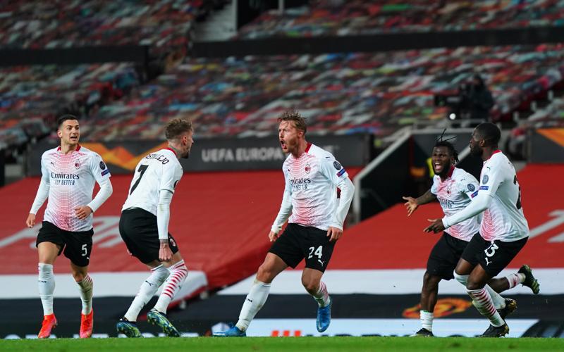Milan, Kjaer punisce il Manchester United: “Abbiamo dominato. Gol Kessie regolare” Milan, Kjaer punisce il Manchester United: “Abbiamo dominato. Gol Kessie regolare”