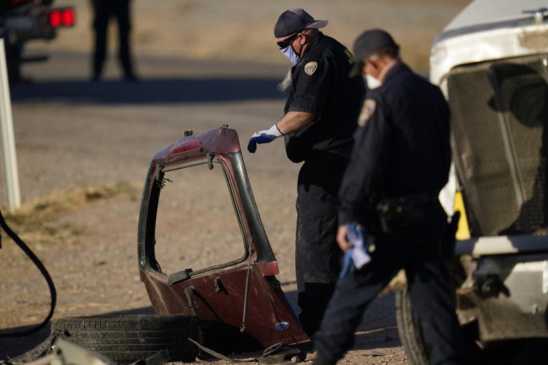 Usa: auto sulla folla a San Diego, almeno 8 feriti Usa: auto sulla folla a San Diego, almeno 8 feriti