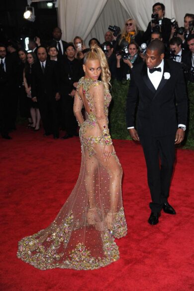 Beyoncè star dei Grammy Award in onore delle proteste razziali