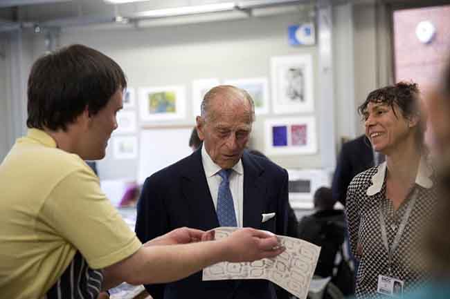 Principe Filippo ultime news. Harry e Meghan Markle, che batosta! FOTO VIDEO Principe Filippo ultime news. Harry e Meghan Markle, che batosta! FOTO VIDEO