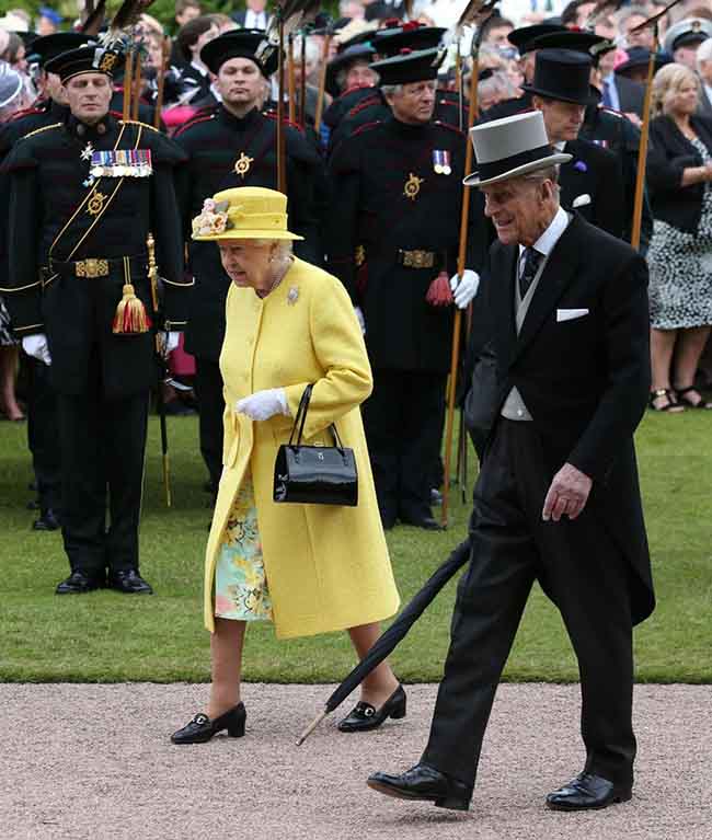 Principe Filippo ultime news. Harry e Meghan Markle, che batosta! FOTO VIDEO Principe Filippo ultime news. Harry e Meghan Markle, che batosta! FOTO VIDEO