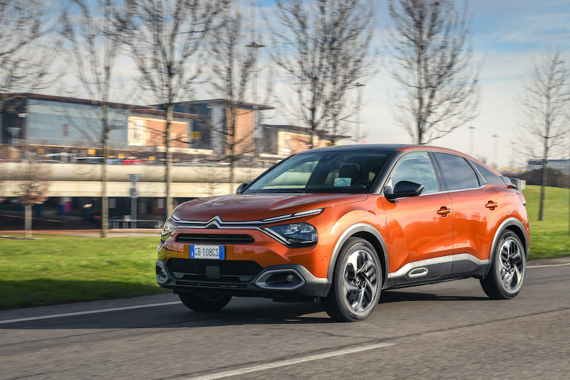 Nuova Citroen C4 debutta la motorizzazione Nuova Citroen C4 debutta la motorizzazione