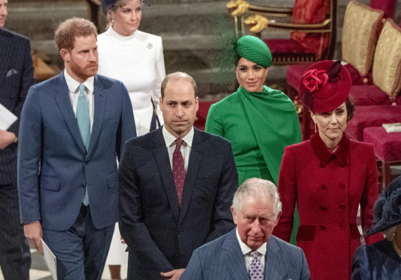 Principe Filippo news: torna dalla Regina Elisabetta a Windsor Castle. FOTO Principe Filippo news: torna dalla Regina Elisabetta a Windsor Castle. FOTO
