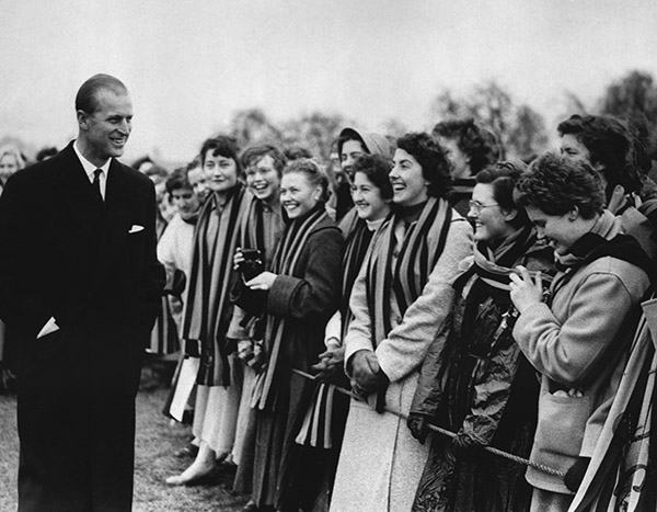 Principe Filippo news: torna dalla Regina Elisabetta a Windsor Castle. FOTO Principe Filippo news: torna dalla Regina Elisabetta a Windsor Castle. FOTO