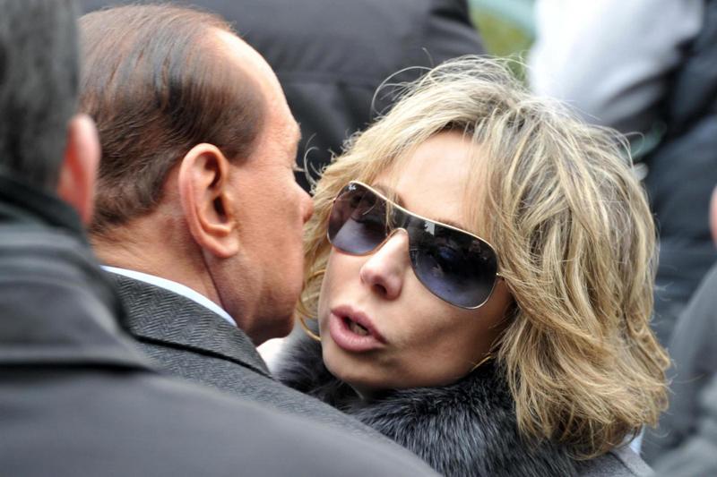 Fi,la responsabile Rossi:”Fatta fuori da Marina Berlusconi”.Carfagna ai saluti Fi,la responsabile Rossi:”Fatta fuori da Marina Berlusconi”.Carfagna ai saluti
