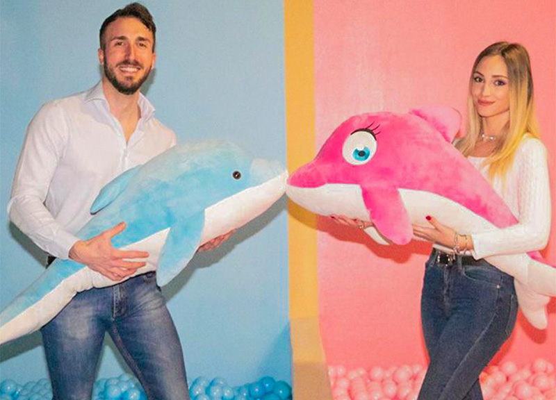 Museo dei selfie, apre il 1° in Italia: “25 postazioni per foto senza limiti” Museo dei selfie, apre il 1° in Italia: “25 postazioni per foto senza limiti”