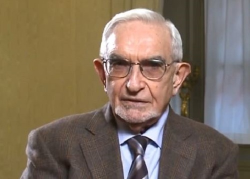 Guzzetti, tessera del Pd a 87 anni: “Con Letta, lo faccio per i giovani” Guzzetti, tessera del Pd a 87 anni: “Con Letta, lo faccio per i giovani”