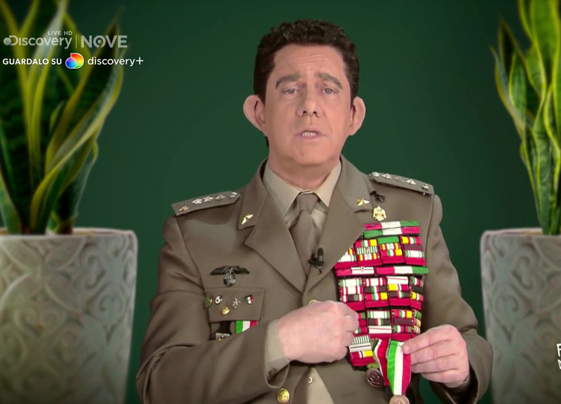 Crozza, il Generale Figliuolo è il nuovo commissario all’emergenza Covid Crozza, il Generale Figliuolo è il nuovo commissario all’emergenza Covid