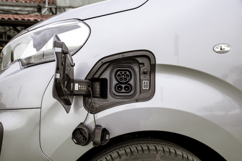 Nuovo Peugeot e-Expert, nato per un trasporto 100% green Nuovo Peugeot e-Expert, nato per un trasporto 100% green