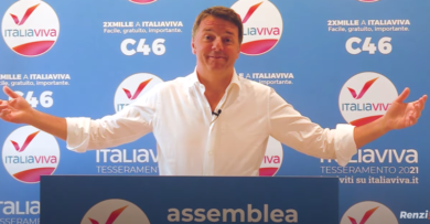 Renzi perde pezzi: Comincini lascia Italia Viva e torna nel Pd