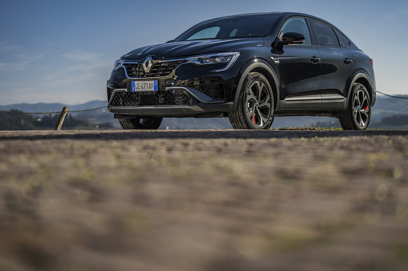 Nuovo Renault Arkana, il suv coupé alla portata di tutti