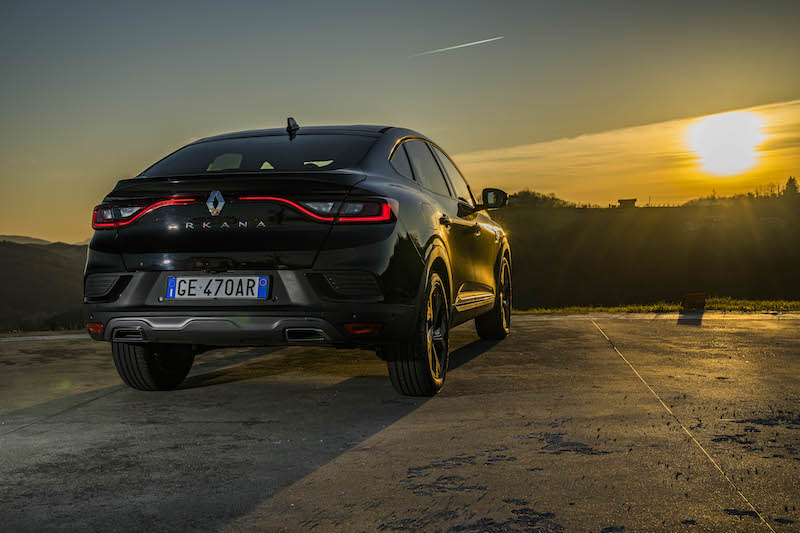 Nuovo Renault Arkana, il suv coupé alla portata di tutti