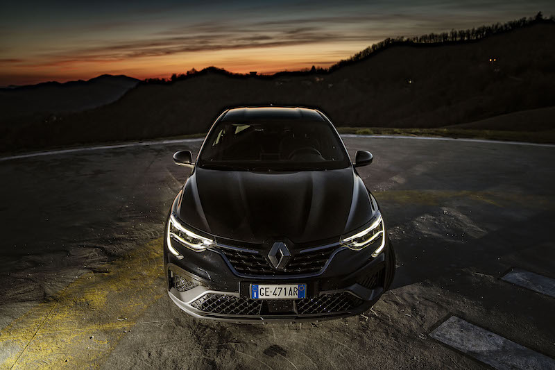 Nuovo Renault Arkana, il suv coupé alla portata di tutti