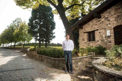 L’arte del vino, vino in arte. Borgo La Caccia si veste di arte contemporanea