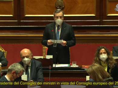 Vaccino, Draghi attacca le regioni (alcune): “Anziani trascurati”. VIDEO