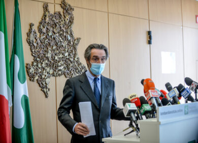 Vaccini, Fontana: manterremo gli impegni assunti