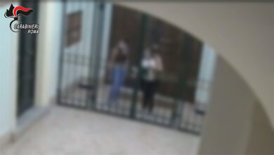 Furti nel Centro di Roma, scoperta la banda dei nomadi: 4 arresti, 2 donne