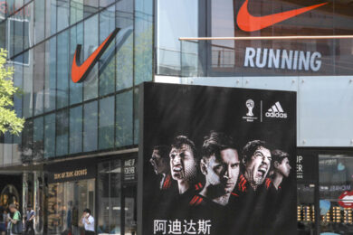 Cina, i brand mondiali mollano lo Xinjiang. Boicottaggio per H&M e Nike