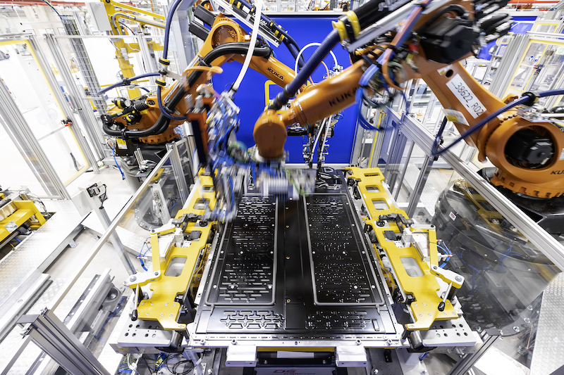 Mercedes-EQ inizia la produzione di batterie per la nuova EQS