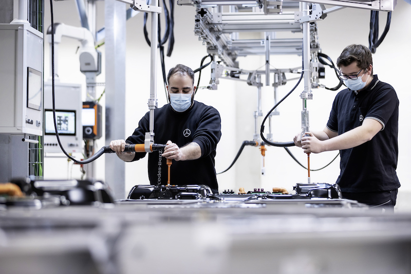 Mercedes-EQ inizia la produzione di batterie per la nuova EQS