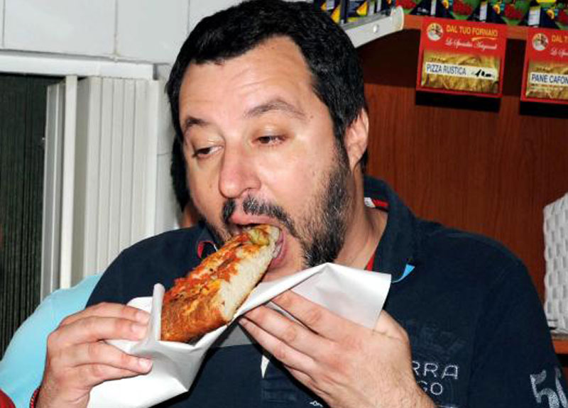 Da Meloni ai “gastro-post” di Salvini: la politica si fa col cibo (social) Da Meloni ai “gastro-post” di Salvini: la politica si fa col cibo (social)