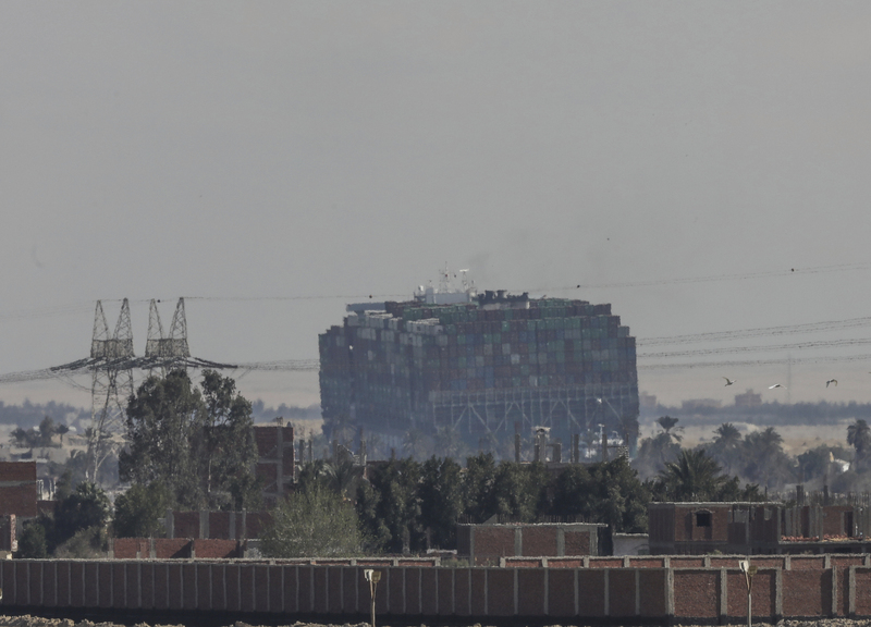 Suez, liberata la EverGiven: riprende traffico nel canale dopo una settimana