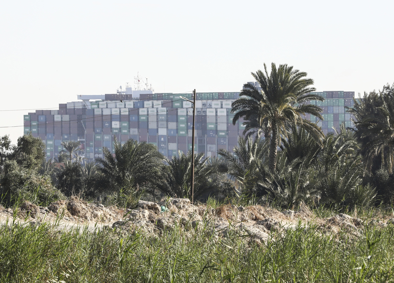 Suez, liberata la EverGiven: riprende traffico nel canale dopo una settimana