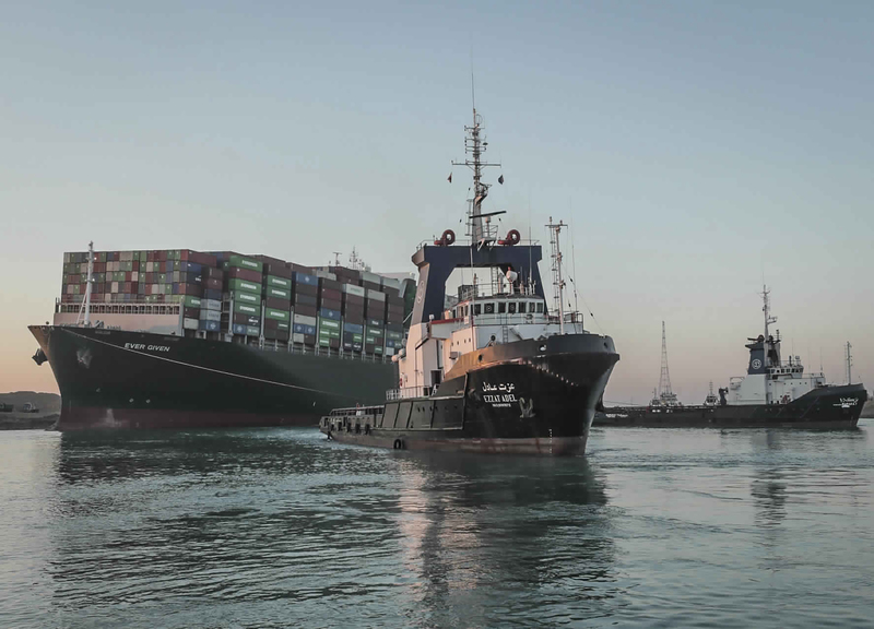 Suez, liberata la EverGiven: riprende traffico nel canale dopo una settimana