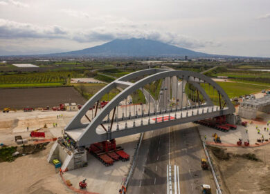 Webuild installa viadotto sulla Napoli-Cancello dell’Alta velocità per Bari