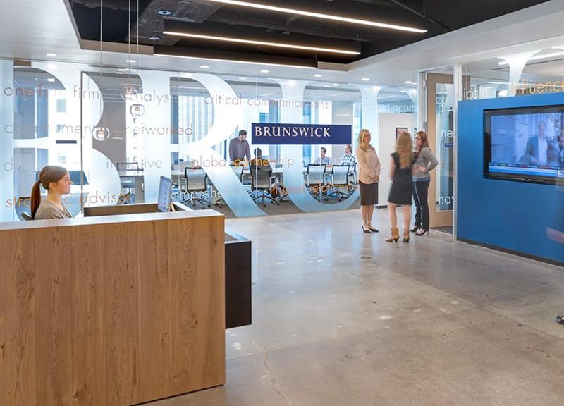 Brunswick Group, Hakim El Karoui Partner e Office Head della sede di Parigi Brunswick Group, Hakim El Karoui Partner e Office Head della sede di Parigi