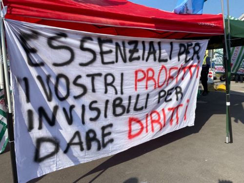 Logistica, lavoratori in sciopero per il rinnovo del contratto anche a Milano Logistica, lavoratori in sciopero per il rinnovo del contratto anche a Milano