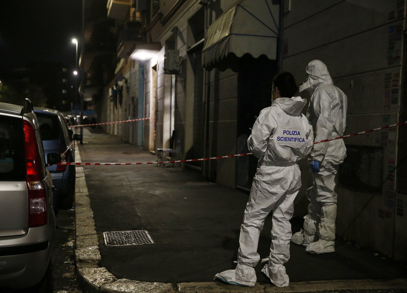 Delitto a Centocelle, avrebbe ucciso nel bar il suo commercialista. E’ giallo Delitto a Centocelle, avrebbe ucciso nel bar il suo commercialista. E’ giallo