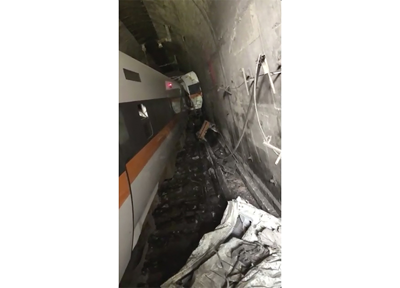 Taiwan, deraglia un treno: oltre quaranta vittime e decine di feriti Taiwan, deraglia un treno: oltre quaranta vittime e decine di feriti
