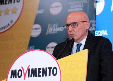 M5S, Trizzino: “Conte dà garanzie? Noi fuoriusciti potremmo rientrare”