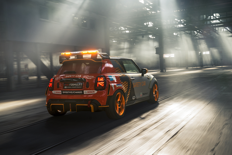 MINI Electric Pacesetter, la Safety Car della FIA Formula E MINI Electric Pacesetter, la Safety Car della FIA Formula E