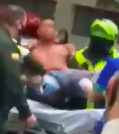 Inter, rissa per l’ex nerazzurro Guarin. Portato via dalla polizia. Video